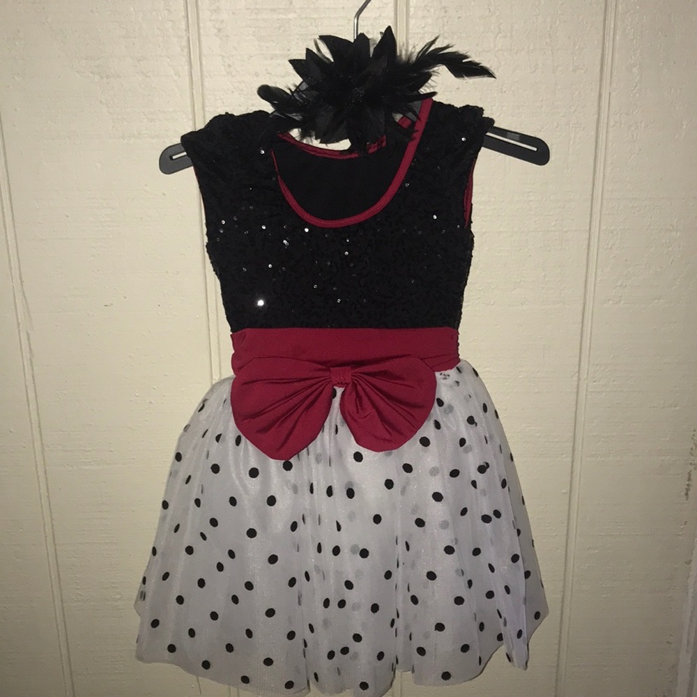 Revolution Dancewear Size MC costume